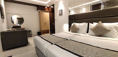 Hotel Supreme