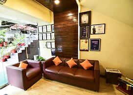 MY BIZZ HOTEL