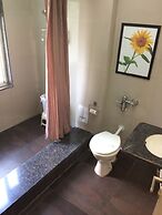 MY BIZZ HOTEL