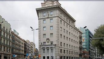 Amister Apartments