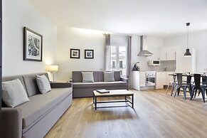 Amister Apartments