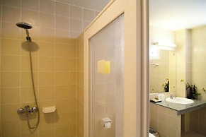Bacchus Home Resort