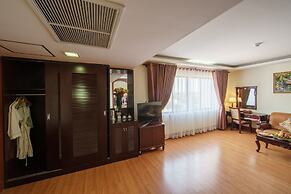 Smiling Hotel