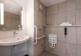 B&B HOTEL Cholet Nord