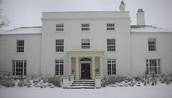 Fishmore Hall
