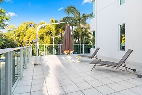 Akama Resort