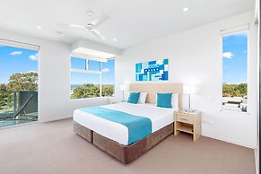 Akama Resort