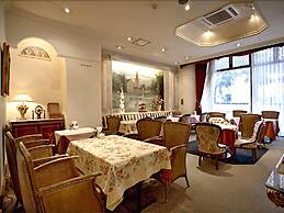 Hiroshima Grand Intelligent Hotel