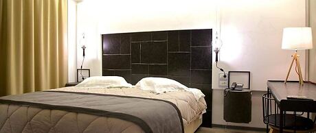 Adonis City Hotel