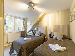 Arden Guest House, Craigmillar Castle Edinburgh