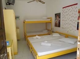 Albatross Hotel
