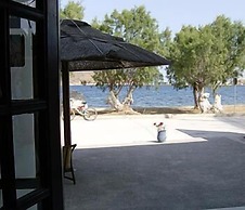 Albatross Hotel