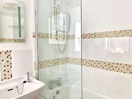 Broadlands Hotel - Adults Only