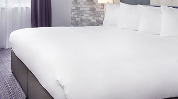 Leonardo Hotel Swindon