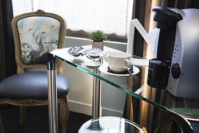 Le Fabe Hotel