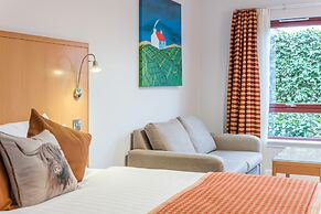 High Range Hotel