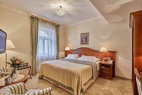 Hotel Romance