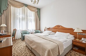 Hotel Romance