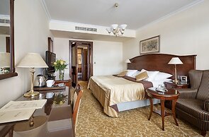 Hotel Romance