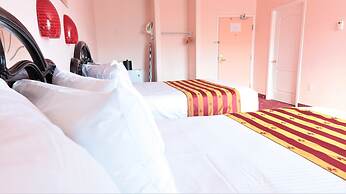 Crystal Star Inn Edmonton Airport