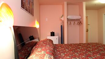 Crystal Star Inn Edmonton Airport