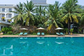 Lotus Blanc Resort