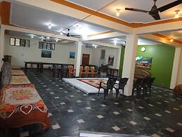 Hotel Taj Plaza