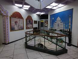 Hotel Taj Plaza