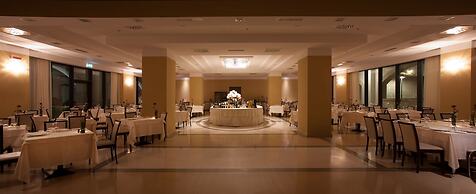 Hotel Vittoria Resort Pool & Spa