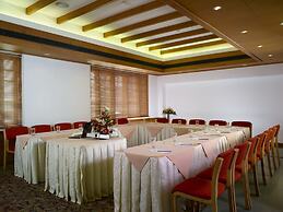 Grand Hotel