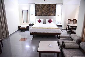 Bharat Hotel