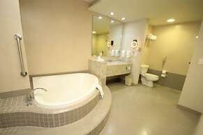 Crowne Plaza Leon by IHG