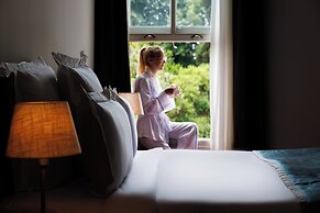 Tomtom Suites - Special Class