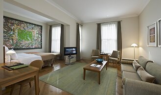 Tomtom Suites - Special Class