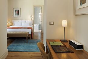 Tomtom Suites - Special Class