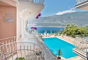 Club Capa Hotel