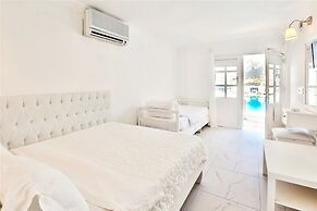 Club Capa Hotel