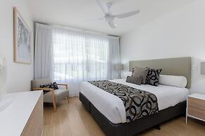Mandalay Luxury Beachfront Apartments
