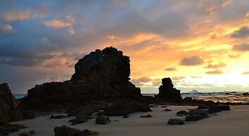 Flynns Beach Resort