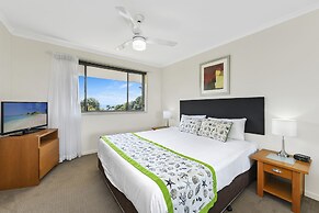Flynns Beach Resort