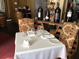 The County Hotel