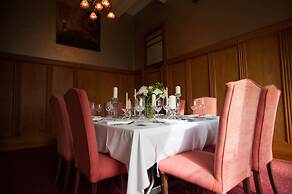 The County Hotel