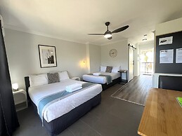 Broadwater Keys