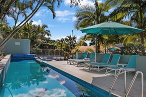 Lennox Beach Resort