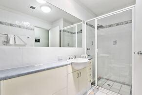 Lennox Beach Resort