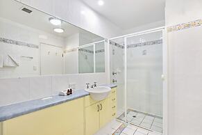Lennox Beach Resort