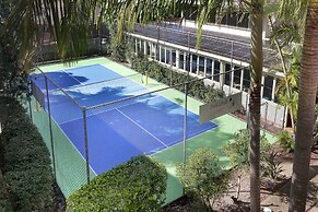 Lennox Beach Resort