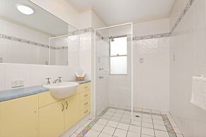 Lennox Beach Resort