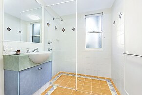 Lennox Beach Resort