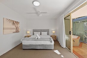 Lennox Beach Resort